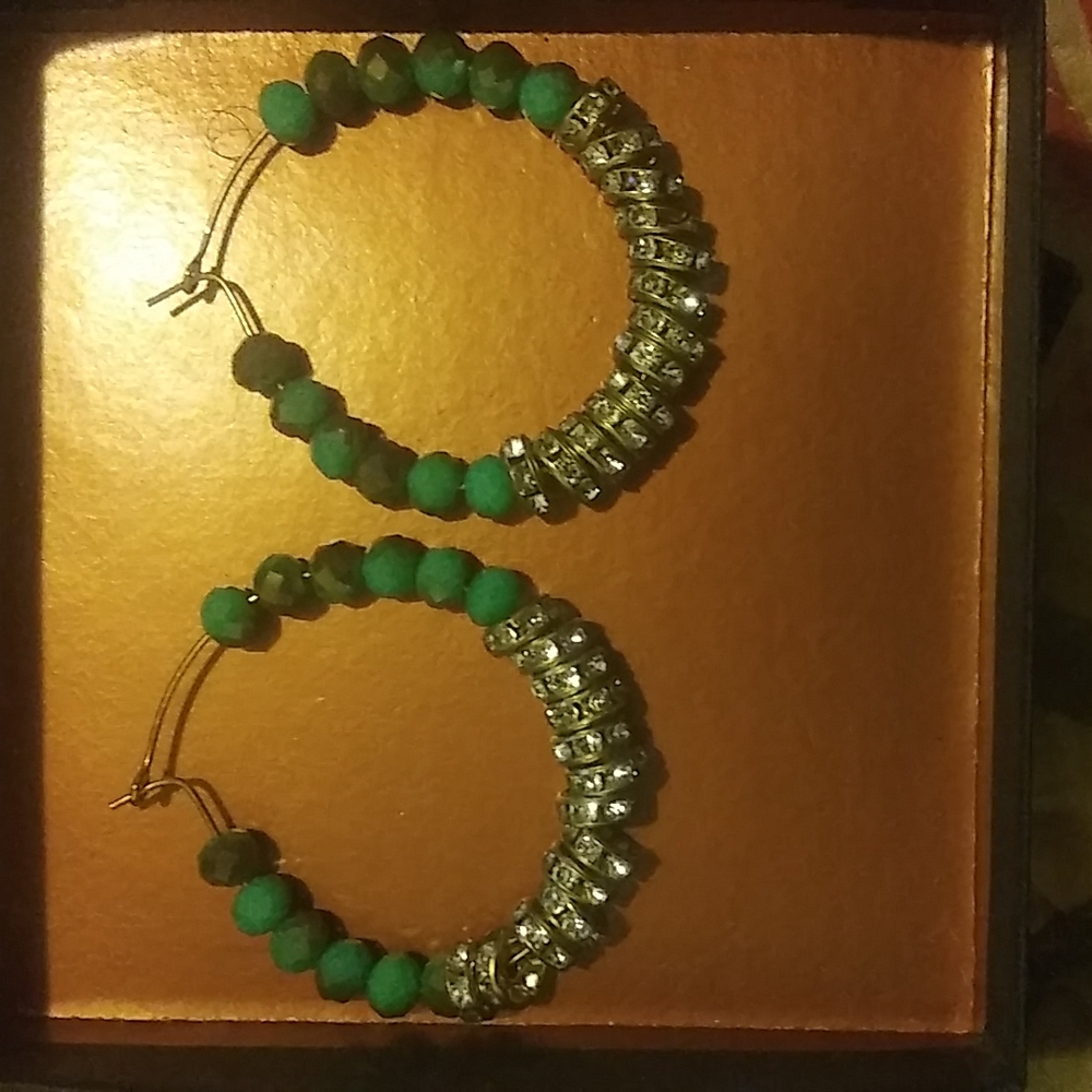 ACCESSORIES/EARRINGS YESSS - Picture 2 of 4